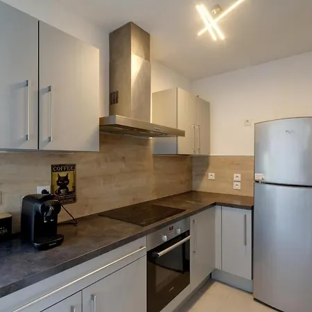 Beautiful Fully Renovated 3 Bedroom Appartement Montpellier