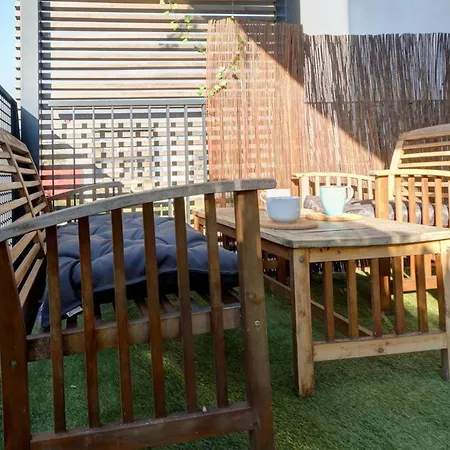Beautiful Fully Renovated 3 Bedroom Appartement